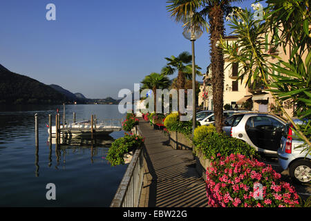 Promenade von Morcote am Lago di Lugano, Schweiz, Ticino, Morcote Stockfoto