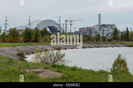 Neue sichere Entbindung gebaut, um alte Sarkophag des nuklearen Reaktor Nummer 4 im Kernkraftwerk Tschernobyl, Ukraine enthalten Stockfoto