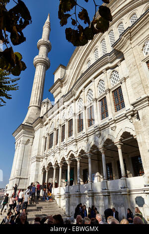 Nuruosmaniye Moschee verzierte Tür befindet sich nahe dem großen Basar Stockfoto