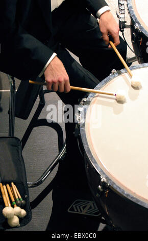 Schlagzeuger bei einem klassischen Konzert, DEU, Deutschland, BRD Stockfoto