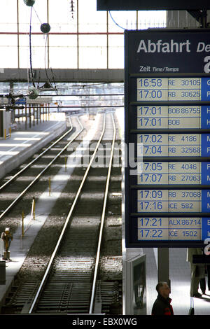 München Hauptbahnhof, Display Panel, Deutschland, Bayern, Muechen Stockfoto