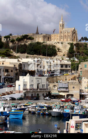 Blick über den Hafen, Malta, Gozo, Mgarr Stockfoto