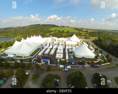 Zeltfestival Ruhr 2014 am Kemnader See, Ruhr-Universität im Hintergrund, Luftaufnahme, Bochum, Ruhrgebiet, Nordrhein-Westfalen, Deutschland Stockfoto