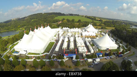 Zeltfestival Ruhr 2014 am Kemnader See, Ruhr-Universität im Hintergrund, Luftaufnahme, Bochum, Ruhrgebiet, Nordrhein-Westfalen, Deutschland Stockfoto