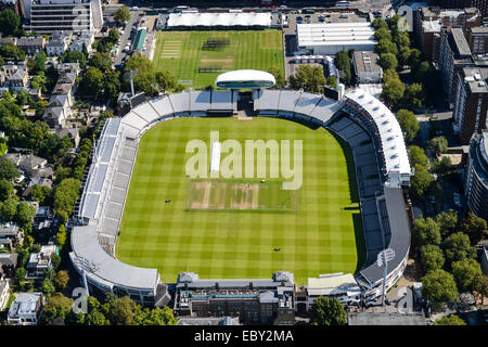 Eine Luftaufnahme des Lords Cricket Ground, Heimat des Cricket St. John's Wood, London Stockfoto