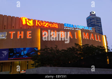 Dubai Mall - außen Stockfoto