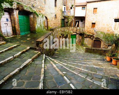 Treppe in der Stadt von Pitigliano - Grosseto, Italien Stockfoto