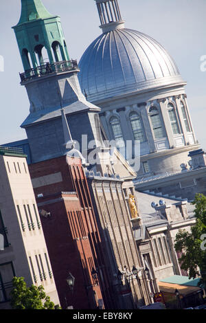 Gebäude entlang der Rue Saint-Paul, mit Marken Bonsecours, Old Montreal, Quebec Provence, Kanada Stockfoto