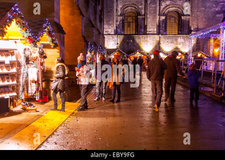 Winchester Kathedrale Weihnachtsmarkt, Hampshire, England, Vereinigtes Königreich. Stockfoto