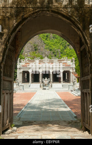 Thai Vi-Tempel in der Nähe von Tam Coc, Vietnam Stockfoto