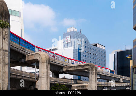 BTS Skytrain Bangkok, Thailand Stockfoto