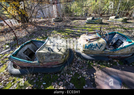 Autoscooter in Kirmes im City Park of Pripyat verlassene Stadt, Sperrzone von Tschernobyl, Ukraine Stockfoto