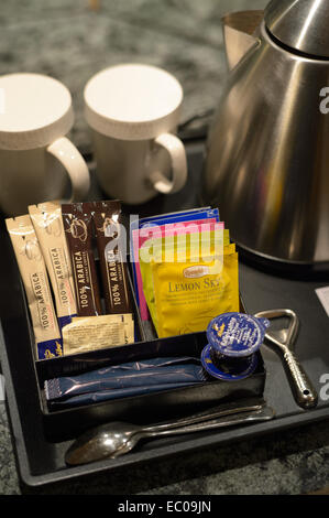 Kaffee und Tee Zimmer Dienstleistungen, Wien Stockfoto