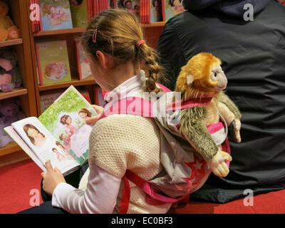 American Girl Place Store Interieur, Fifth Avenue, New York Stockfoto