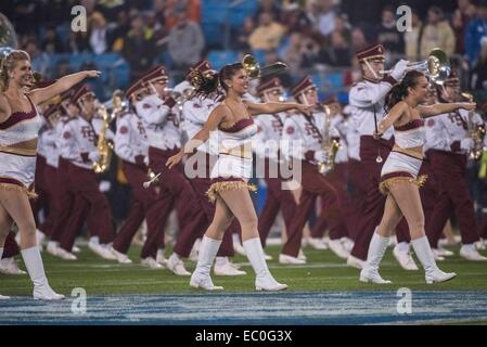 Charlotte, NC, USA. 6. Dezember 2014. Die FSU marschierendes Band vor dem ACC Meisterschaft Fußball-Spiel zwischen der Georgia Tech Yellow Jackets und der Florida State University Seminolen bei Bank of America Stadium am 6. Dezember 2014 in Charlotte, besiegt North Carolina.FSU Georgia Tech 37-35.Jacob Kupferman/CSM/Alamy Live News Stockfoto