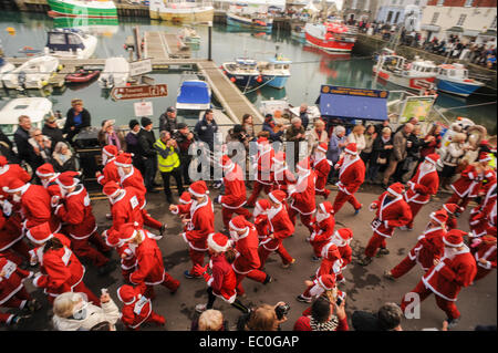 Padstow Santa Run 2014 Santa Bike Ride Cornwall Stockfoto