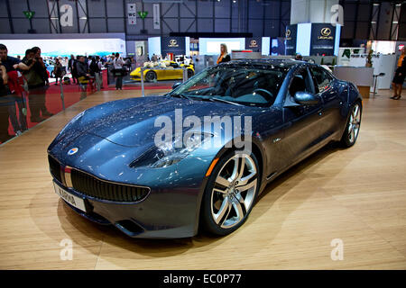 Genf - März 8: Der Fisker Karma auf der 81. internationalen Autosalon Palexpo-Genf am 8. März; 2011 in Genf, Schweiz. Stockfoto