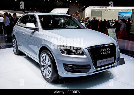 Genf - März 8: Der Audi Q5 Hybrid auf dem Display auf der 81. International Motor Show Palexpo-Genf am 8. März; 2011 in Genf Stockfoto