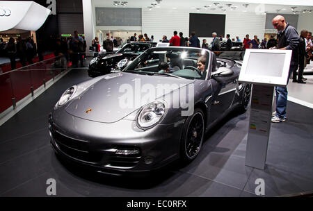 Genf - März 8: Der Porsche 918 Cabrio auf dem Display auf der 81. International Motor Show Palexpo-Genf am 8. März; 2011 in Gen Stockfoto