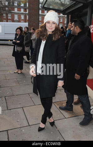 London, UK. 7. Dezember 2014. Kara Tointon besucht die Gala-Vorstellung von "Edward Scissorhands" Sadler es Wells. Bildnachweis: Ferdaus Shamim/ZUMA Draht/Alamy Live-Nachrichten Stockfoto