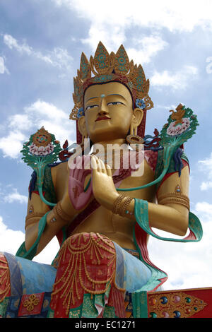 Maitreya Buddha unter Diskit Kloster in Ladakh Nubra Valley und Umgebung Stockfoto