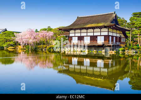 Kyoto, Japan in Heian-Tempel in die Frühjahrssaison. Stockfoto