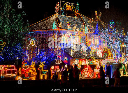 Alex Goodhind Weihnachten Dekoration Haus in Melksham,Wiltshire,UK.200,000 Lichter beleuchten der Eigenschaft jedes Xmas.a Stockfoto