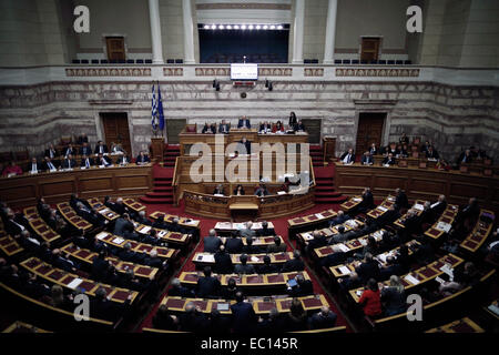 Athen, Griechenland. 7. Dezember 2014. Das griechische Parlament Credit: Konstantinos Tsakalidis/Alamy Live News Stockfoto