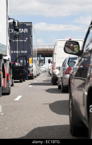 UK, Stau auf der M1. Stockfoto