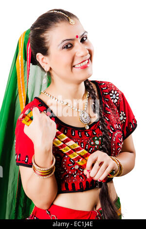 1 indische Gujrati Lady Navratri Dandia Stockfoto