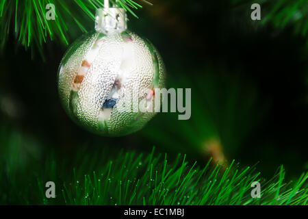 Weihnachtsbaum-Festival ball niemand Stockfoto