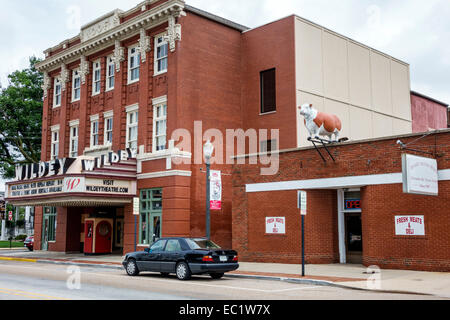 Illinois Edwardsville, Main Street, historische Highway Route 66, Schild, Metzger, Stier, Steer, Frozen Foods, Vorderseite, Eingang, Wildley Theater, Theater, Festzelt, IL1409 Stockfoto