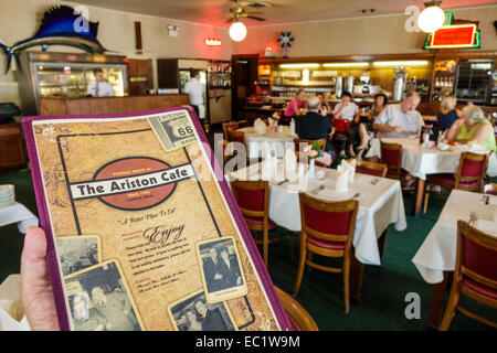 Illinois Litchfield, historische Autobahn Route 66, das Ariston Cafe, Restaurant Restaurants Essen Essen Essen Cafe Cafés, innen, Menü, Tische, IL140902072 Stockfoto