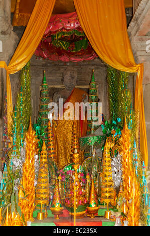 Buddha im zentralen Turm von Angkor Wat, Siem Reap, Kambodscha Stockfoto