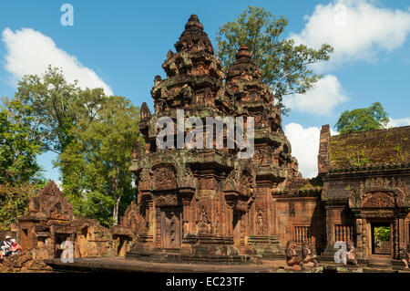 Turm in Tempel von Banteay Srei, in der Nähe von Siem Reap, Kambodscha Stockfoto