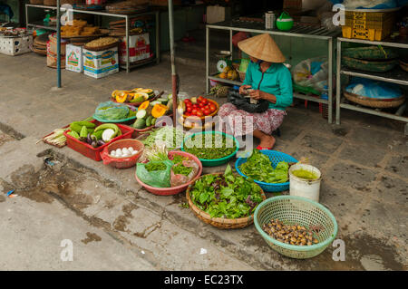 Pflanzliche Verkäufer in Altstadt, Hoi an, Vietnam Stockfoto