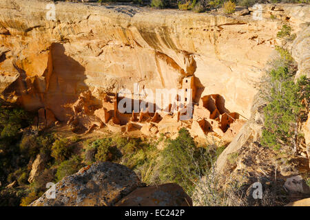 Square Tower House, Höhlenwohnungen der Anasazi, Mesa Verde Nationalpark, Colorado, Vereinigte Staaten von Amerika Stockfoto