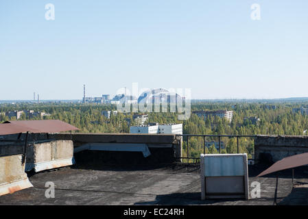 Blick vom 16-geschossige Block von Wohnungen Dach auf Heroes of Stalingrad St. in Pripyat verlassene Stadt, Sperrzone von Tschernobyl, Ukraine Stockfoto