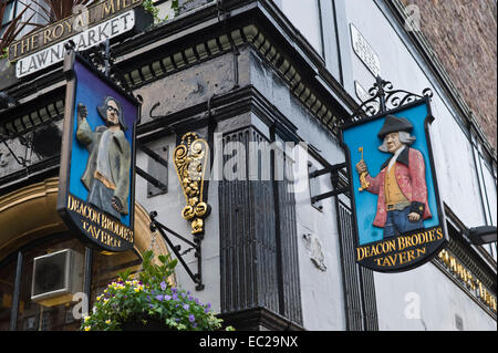 DEACON BRODIE TAVERN Pub auf der Royal Mile Lawnmarket Edinburgh Schottland UK Stockfoto