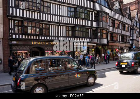 Staple Inn in High Holborn, London Stockfoto