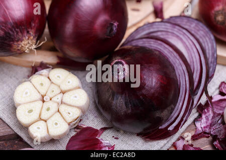 Zwiebel und Knoblauch Stockfoto