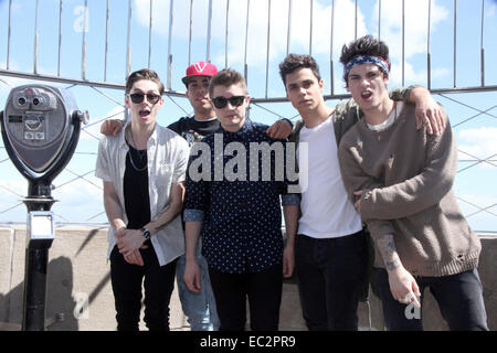 American Boy-Band, Midnight Red besuchen Sie The Empire State Building mit: Eric Secharia, Joey Diggs Jr., Colton Rudloff Thomas Augusto, Anthony Ladao Where: New York City, New York, USA bei: 5. Juni 2014 Stockfoto