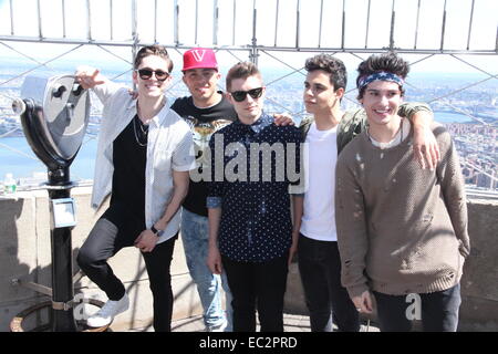 American Boy-Band, Midnight Red besuchen Sie The Empire State Building mit: Eric Secharia, Joey Diggs Jr., Colton Rudloff Thomas Augusto, Anthony Ladao Where: New York City, New York, USA bei: 5. Juni 2014 Stockfoto