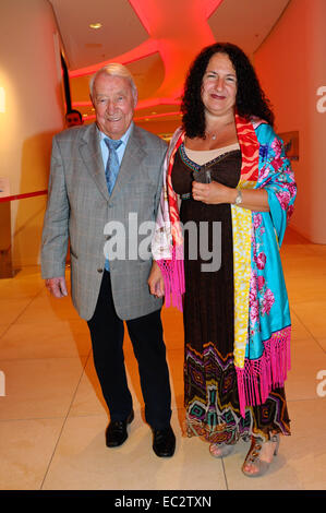 Deutschlandpremiere von Mandela Trilogie am deutschen Theater.  Mitwirkende: Hugo Strasser, Eva Gehring Where: München wenn: 5. Juni 2014 Stockfoto