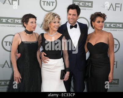 American Film Institute (AFI) 42. jährlichen Life Achievement Award ehrt Jane Fonda im Dolby Theater - Ankünfte Featuring: Vanessa Vadim, Jane Fonda, Troy Garity, Simone Garity Where: Los Angeles, California, Vereinigte Staaten von Amerika bei: 5. Juni 2014 Stockfoto