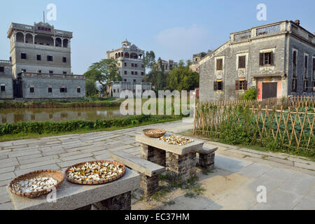 Kaiping Diaolou und Dörfer wurden im Jahr 2007 in die Liste des UNESCO-Weltkulturerbes hinzugefügt. Stockfoto