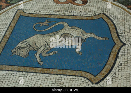 Turin Bull Crest in Milan Galleria Vittorio Emanuele II Stockfoto