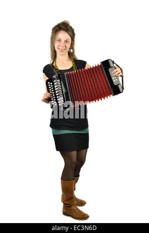 Junge lächelnde Frau mit Akkordeon vor einem weißen Hintergrund Stockfoto