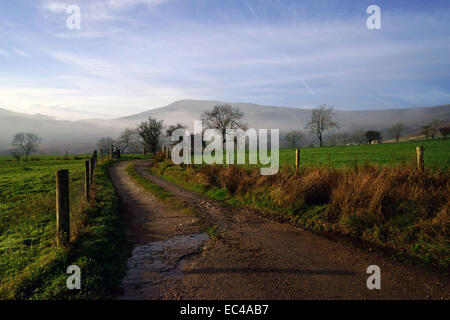 Die atemberaubende Aussicht auf Mam Tor im Peak District National Park, Derbyshire Stockfoto