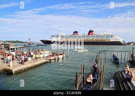 Kreuzfahrtschiff Disney Magie, IMO 9126807, Disney Cruise Line Stockfoto